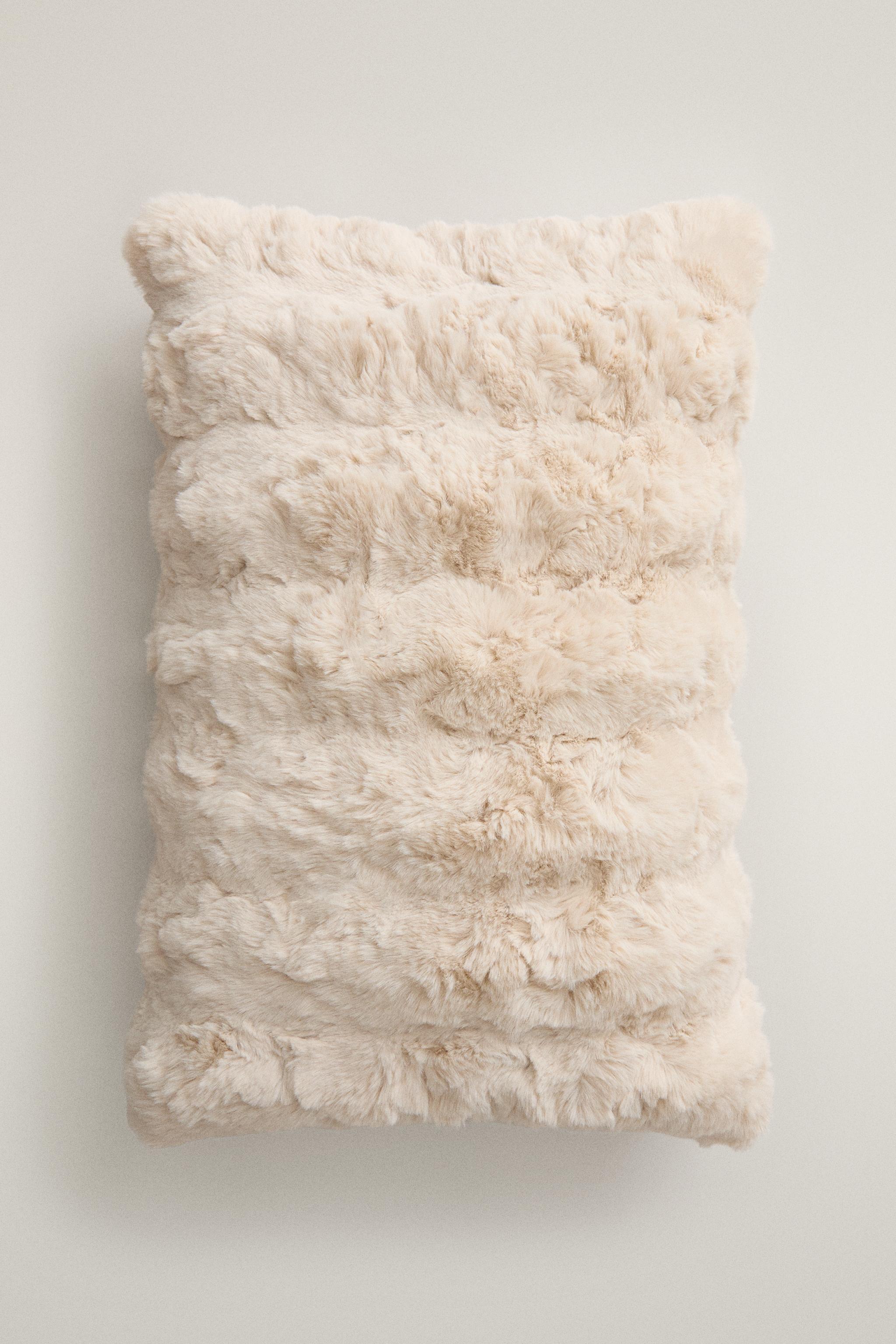 FAUX FUR THROW PILLOW COVER
